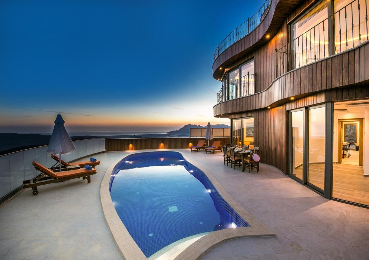 Villa 5 Sleeps 6 Isolated Pool See And Montain View-Villa Kartal Yuvasi Uzumlu  エクステリア 写真