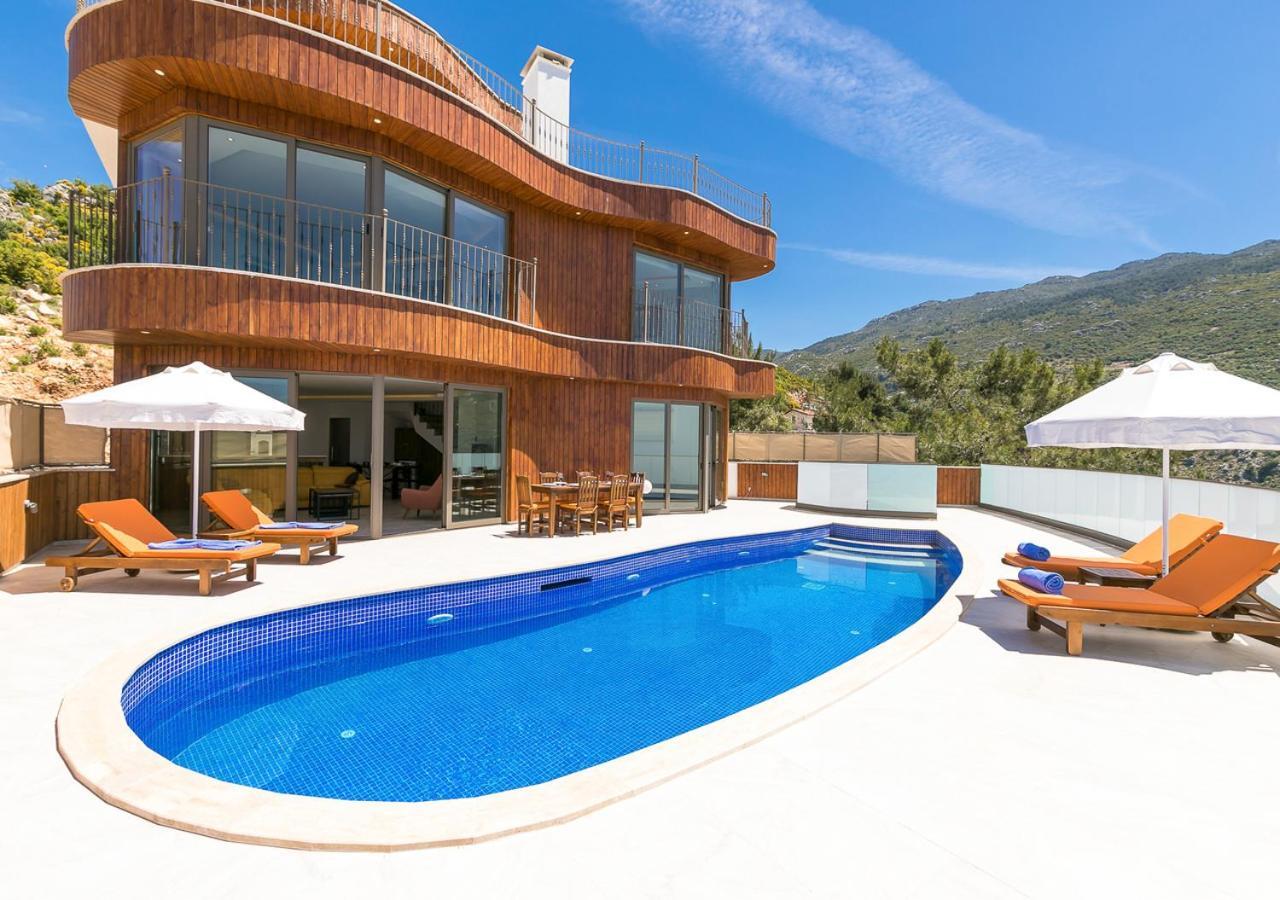 Villa 5 Sleeps 6 Isolated Pool See And Montain View-Villa Kartal Yuvasi Uzumlu  エクステリア 写真