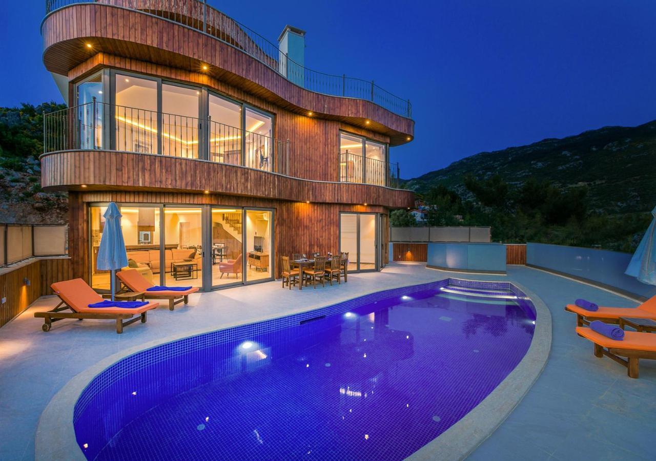 Villa 5 Sleeps 6 Isolated Pool See And Montain View-Villa Kartal Yuvasi Uzumlu  エクステリア 写真