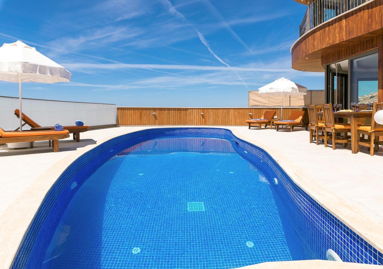 Villa 5 Sleeps 6 Isolated Pool See And Montain View-Villa Kartal Yuvasi Uzumlu  エクステリア 写真