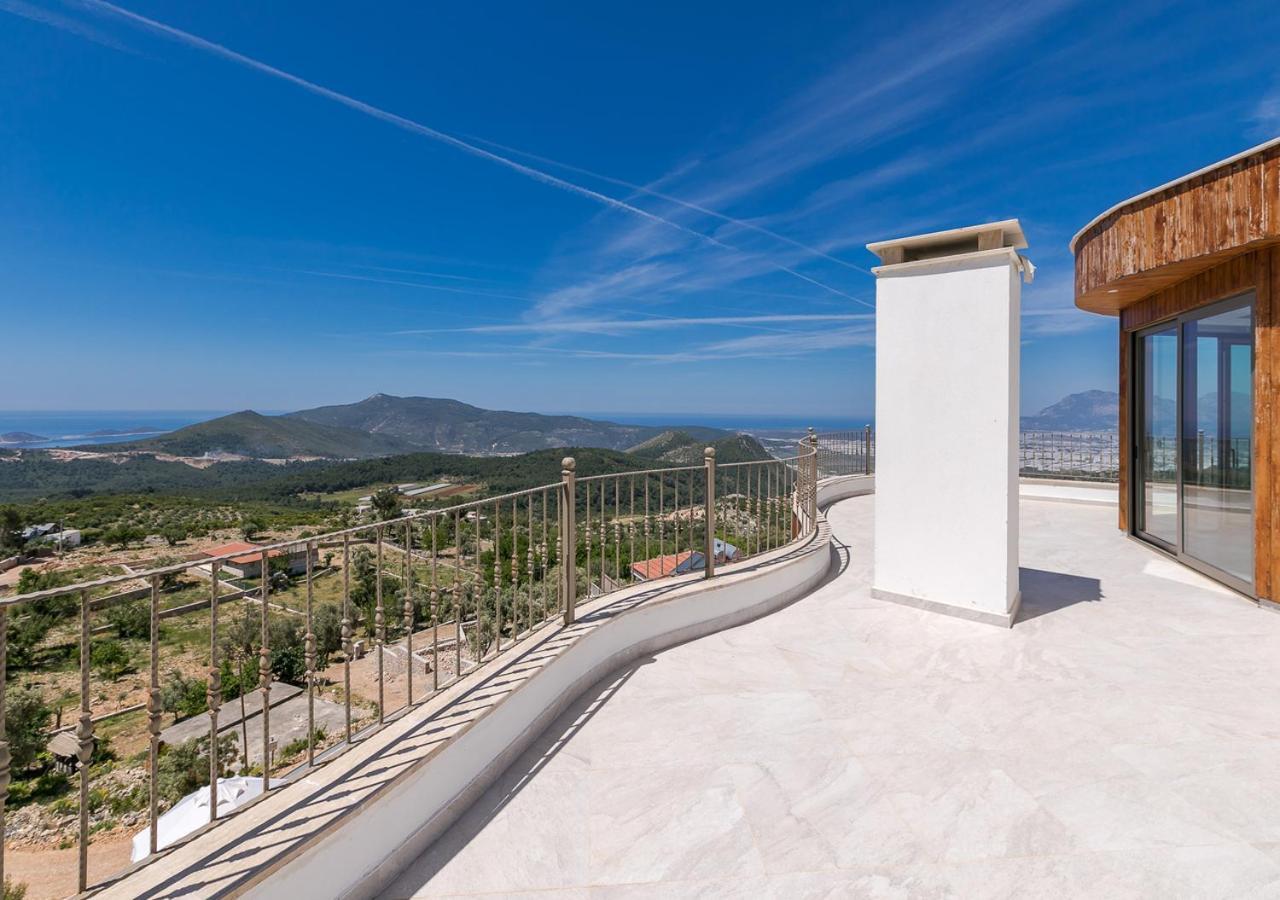 Villa 5 Sleeps 6 Isolated Pool See And Montain View-Villa Kartal Yuvasi Uzumlu  エクステリア 写真