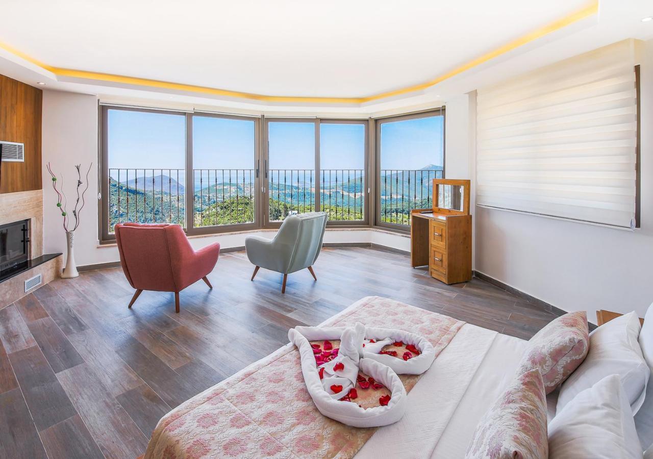 Villa 5 Sleeps 6 Isolated Pool See And Montain View-Villa Kartal Yuvasi Uzumlu  エクステリア 写真